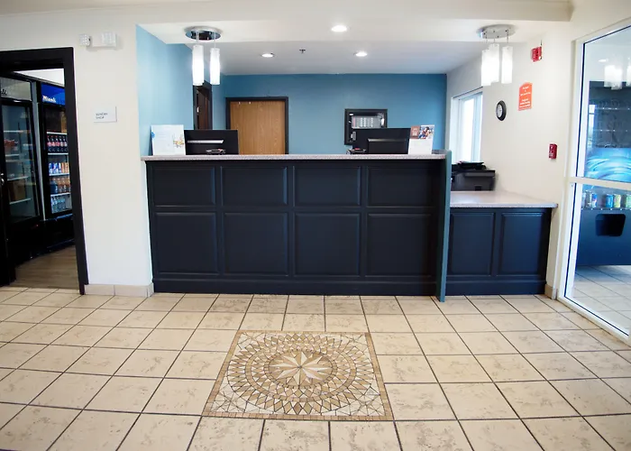 Ramada By Wyndham Coeur D'Alene Hotel