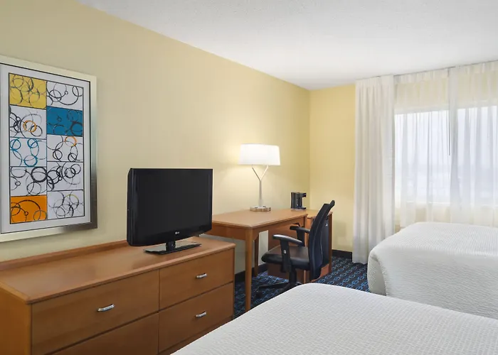 Amerivu Inn And Suites Grand Forks