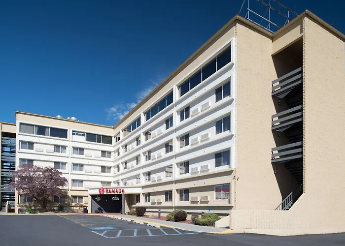 Ramada By Wyndham Downtown Spokane