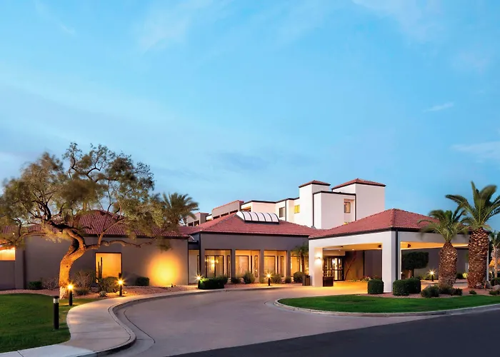 Courtyard By Marriott Phoenix Airport