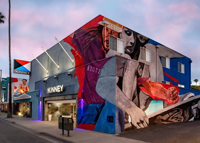 The Kinney - Venice Beach Los Angeles