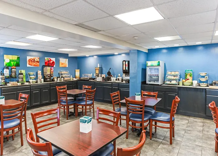 Quality Inn & Suites Plattsburgh