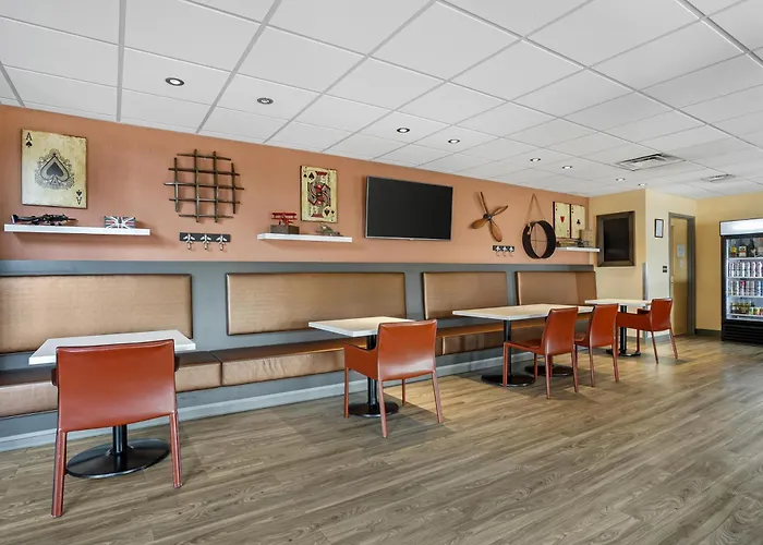 Best Western Plus Airport Inn & Suites Saskatoon
