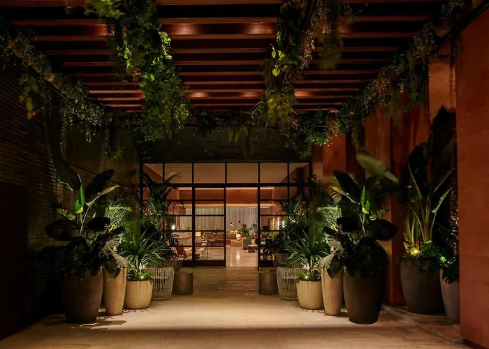 The Hollywood Grande, Autograph Collection Hotel Los Angeles