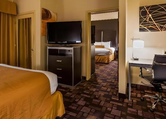 Best Western Windsor Pointe Hotel & Suites-Frost Bank Center San Antonio