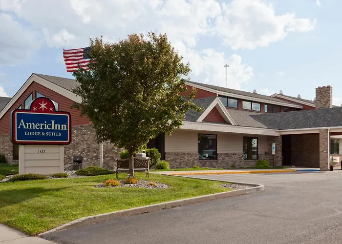 Americinn By Wyndham Fargo West Acres