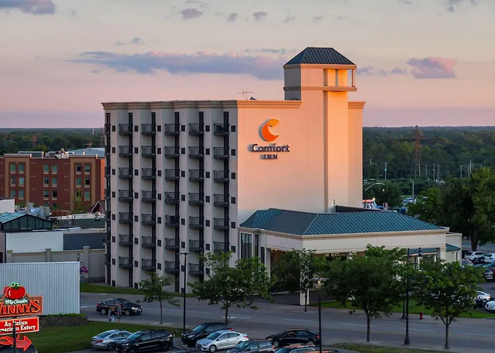 Comfort Inn Fallsview Niagara Falls