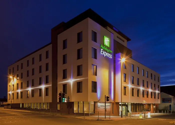 Holiday Inn Express Cheltenham Town Centre By Ihg
