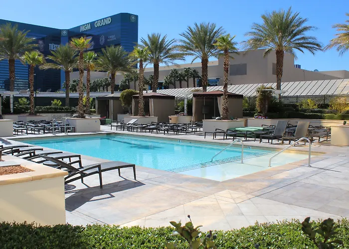 Luxury Suites International At The Signature Las Vegas