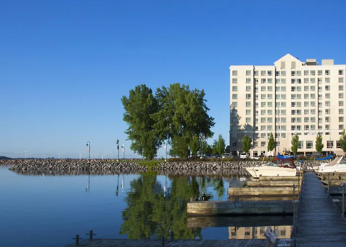 Residence Inn By Marriott Kingston Water'S Edge