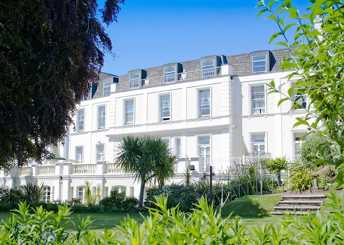 Tlh Toorak Hotel - Tlh Leisure, Entertainment And Spa Resort Torquay