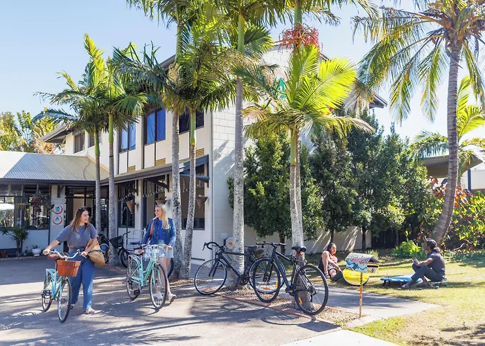 Yha Coolangatta Gold Coast Hostel