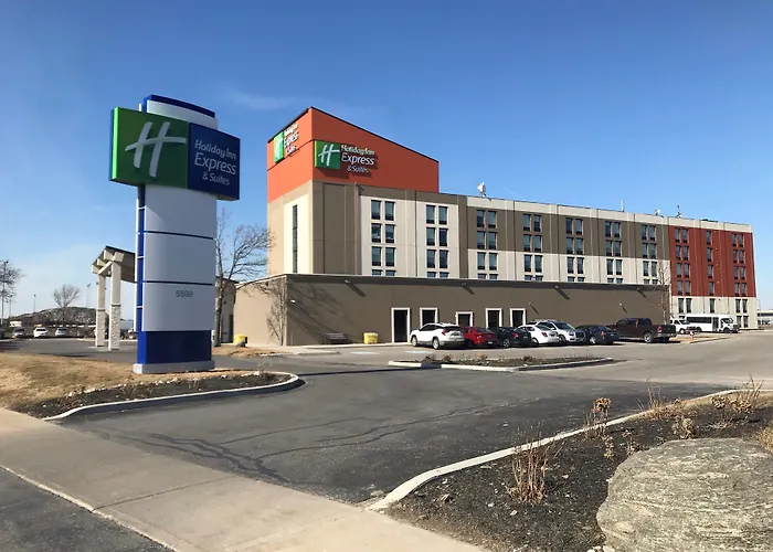 Holiday Inn Express & Suites Toronto Airport West By Ihg Mississauga