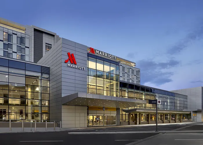 Calgary Airport Marriott In-Terminal Hotel