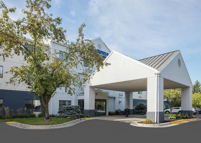 Fairfield Inn & Suites Grand Rapids Airport