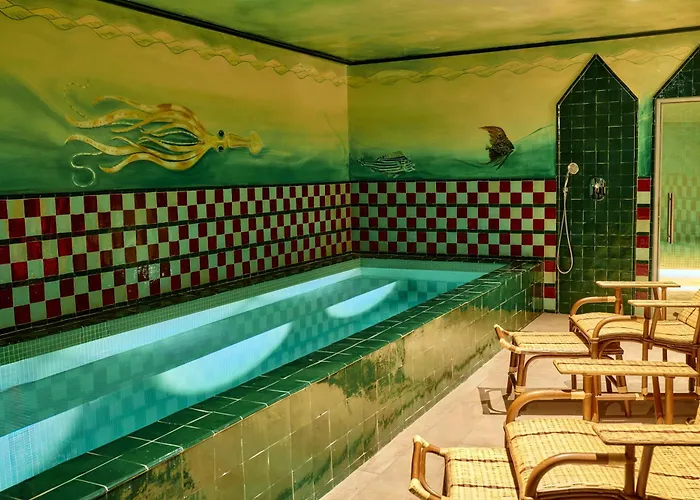 Hotel Les Deux Gares & Spa Paris