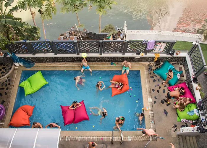 Mad Monkey Bangkok (Adults Only) Hostel