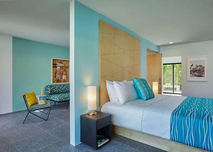 Twin Palms Resort - A Gay Men'S Resort Palm Springs