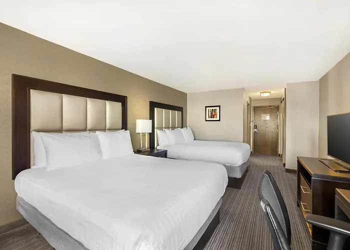 Best Western Plus Waterfront Hotel Windsor