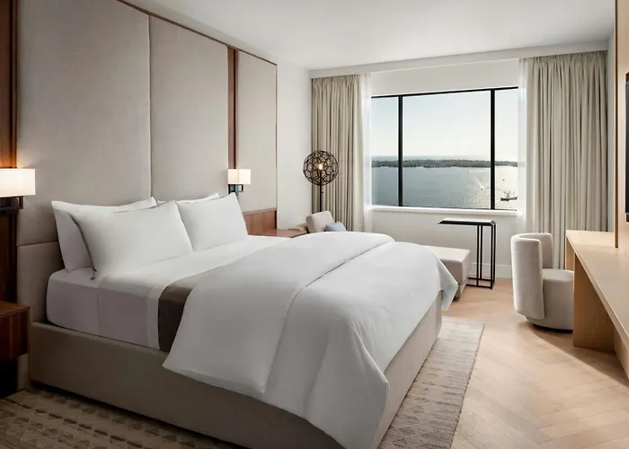 The Westin Harbour Castle, Toronto Hotel