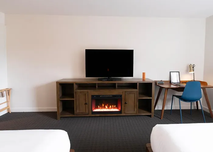 Adara Hotel Whistler