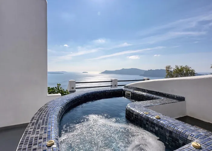 Oia Suites