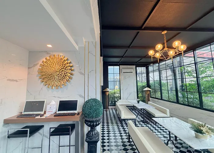 Marigold Sukhumvit - Free Shuttle To Bts Bearing Station Hotel Bangkok