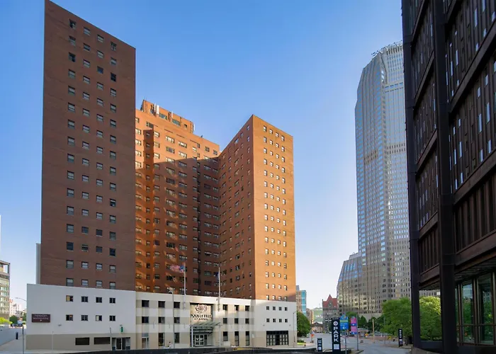 Doubletree By Hilton Hotel & Suites Pittsburgh Downtown