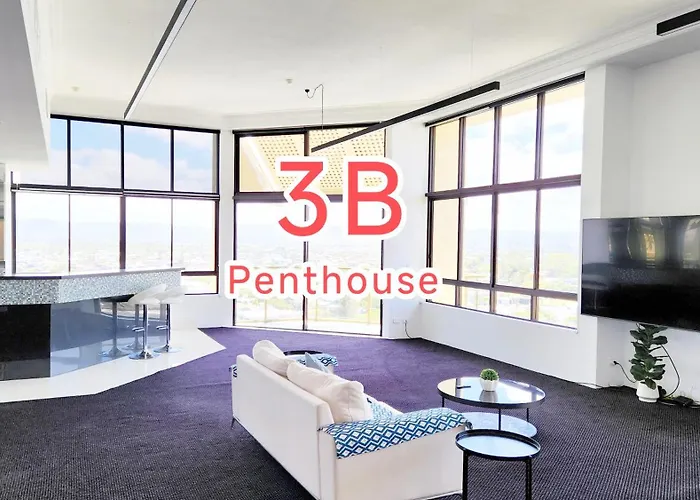 Surfers Hawaiian Holiday Apartments Gold Coast