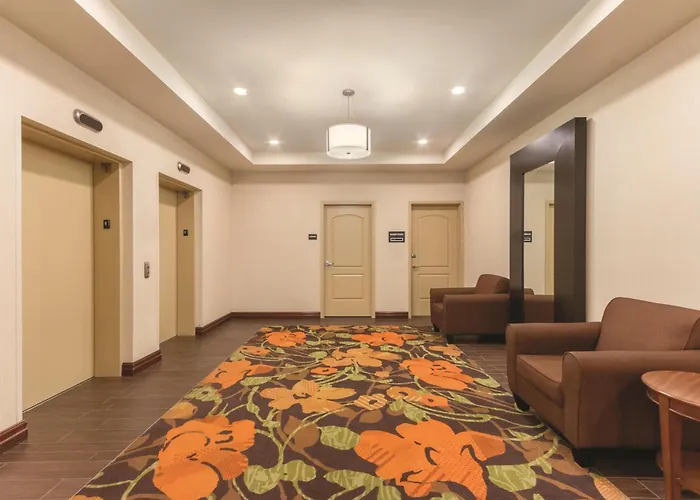 Hampton Inn By Hilton Edmonton South