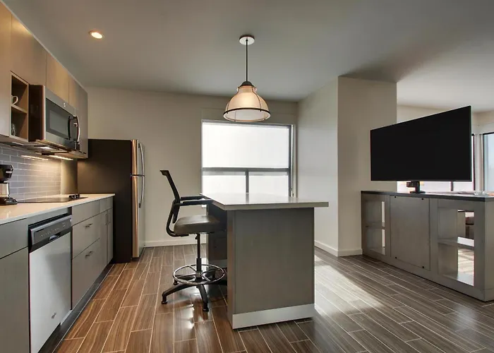 Hyatt House Oak Brook Hotel