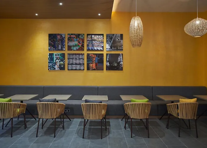 Holiday Inn & Suites Saigon Airport By Ihg Ho Chi Minh City