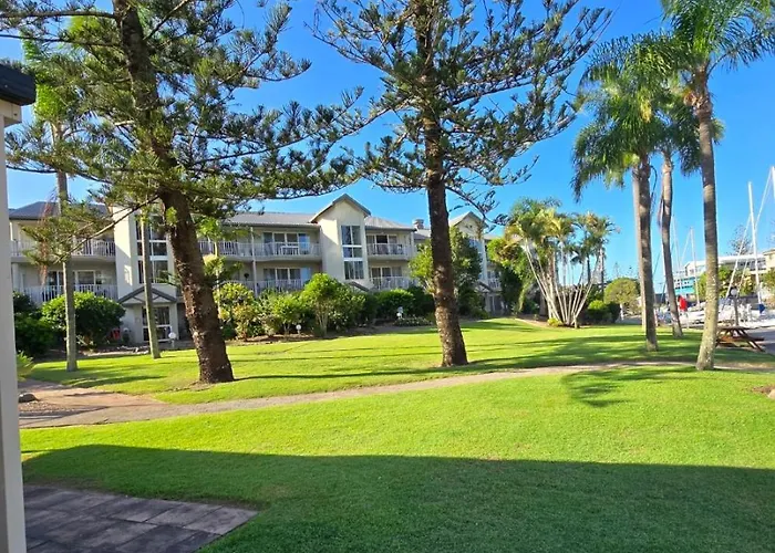 Bayview Bay Apartments And Marina Gold Coast