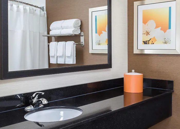 Fairfield Inn & Suites Grand Rapids Airport