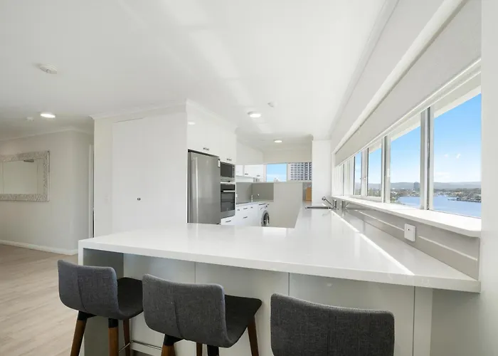 Narrowneck Court Holiday Apartments Gold Coast