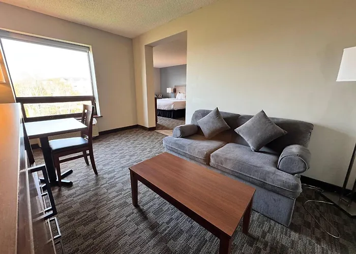 Quality Inn & Suites Sydney