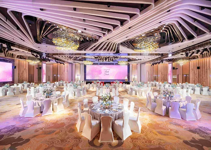 Regala Skycity Hotel By Regal Hotels Hong Kong
