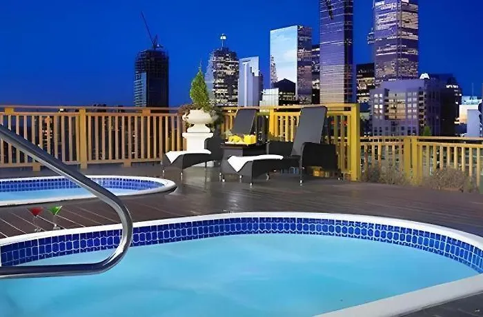 Grand Hotel & Suites Toronto