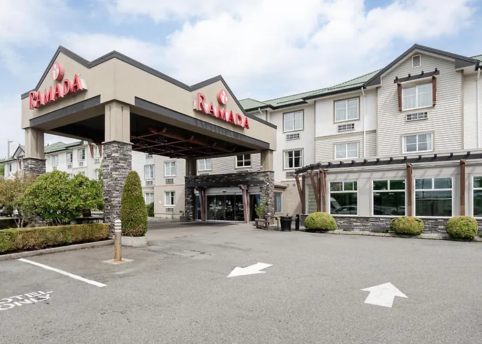 Ramada By Wyndham Surrey/Langley Hotel