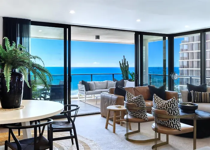 Boardwalk Burleigh Beach - Official Gold Coast