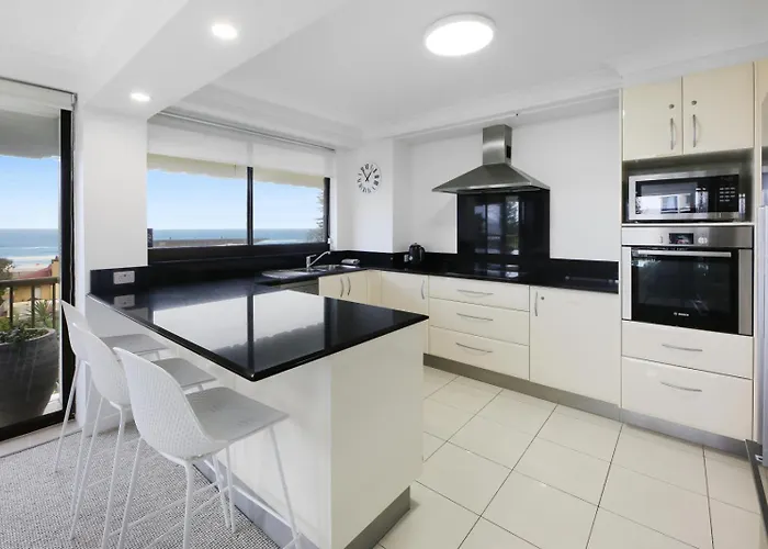 De Ville Apartments Gold Coast