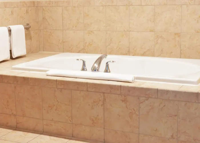 Holiday Inn Stevens Point - Convention Center By Ihg