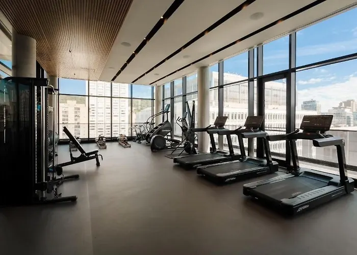 Hotel Monroe - Downtown Montreal