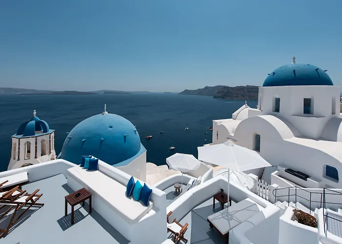 Oia Spirit Studios By Mary D Nomikou