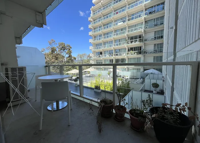 Tasha'S Apartments On Warwick Adelaide