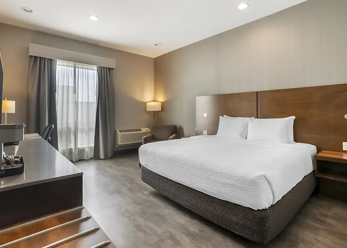 Best Western Plus East Side Saskatoon