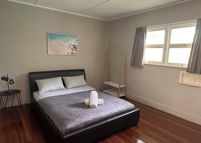 Backpackers In Paradise 18-35 Hostel Gold Coast