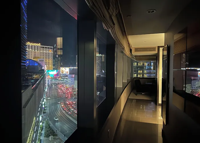 Jet Luxury At The Vdara Aparthotel Las Vegas