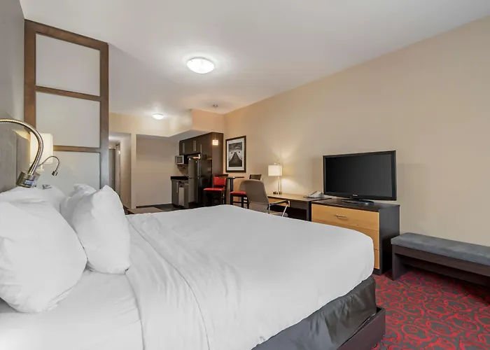 Best Western Plus Eastgate Inn & Suites Regina