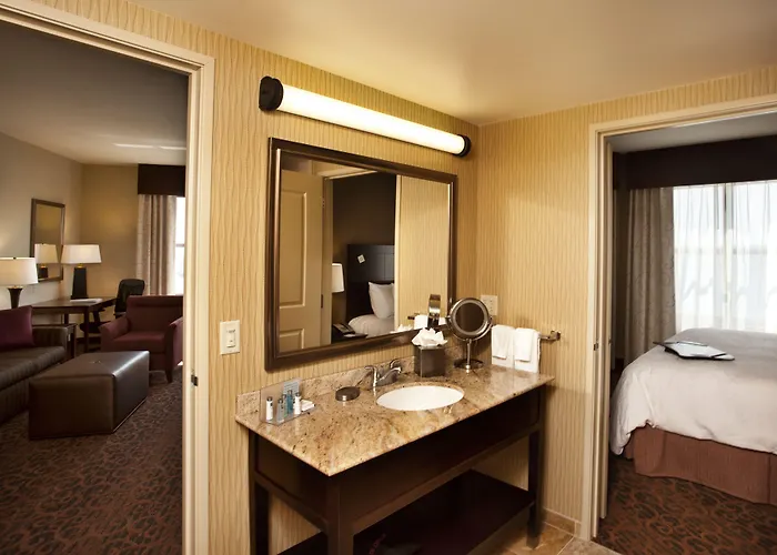 Hampton Inn Marquette-Waterfront